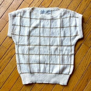 Vintage 80s Women's Cream Sweater